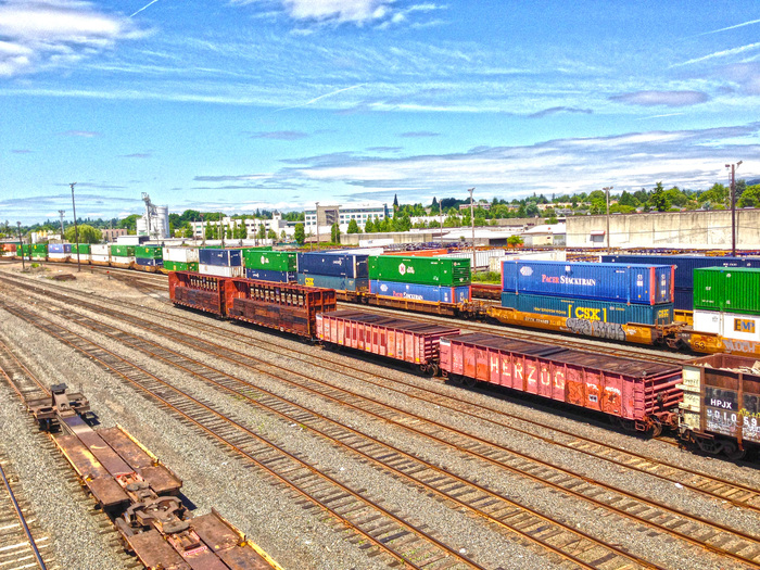 Tracks N Trains HDR